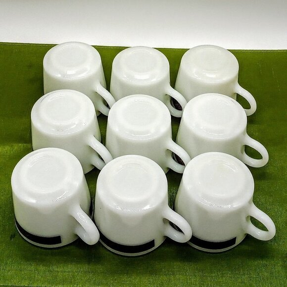 Vintage Pyrex Milk Glass Ebony Fleur De Lis Mugs - Picture 4 of 5